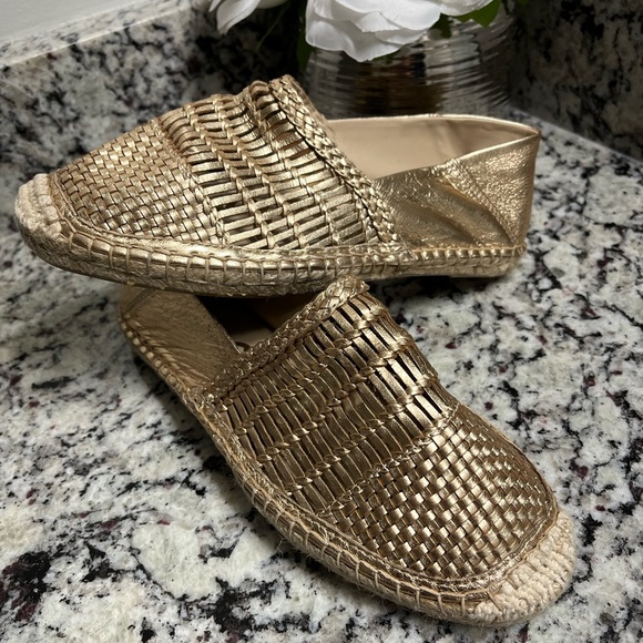 Sam Edelman Pen Gold Leather Espadrilles Slip On  Flat Size 6 - Picture 2 of 12